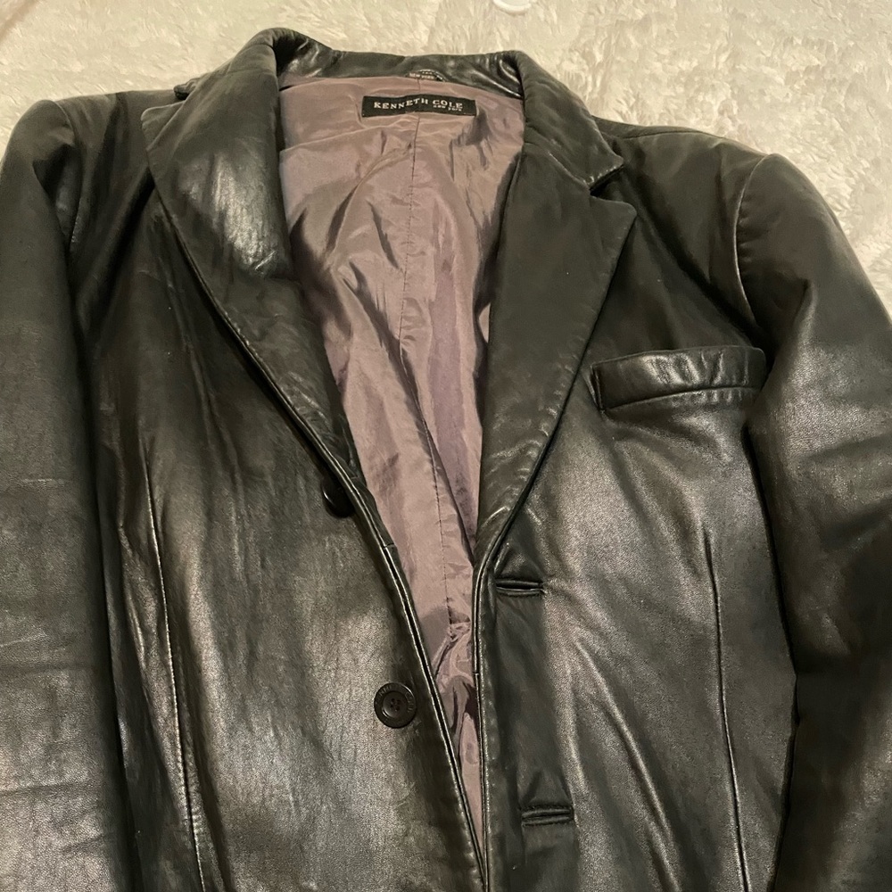 COPY - XL kenneth cole leather jacket.